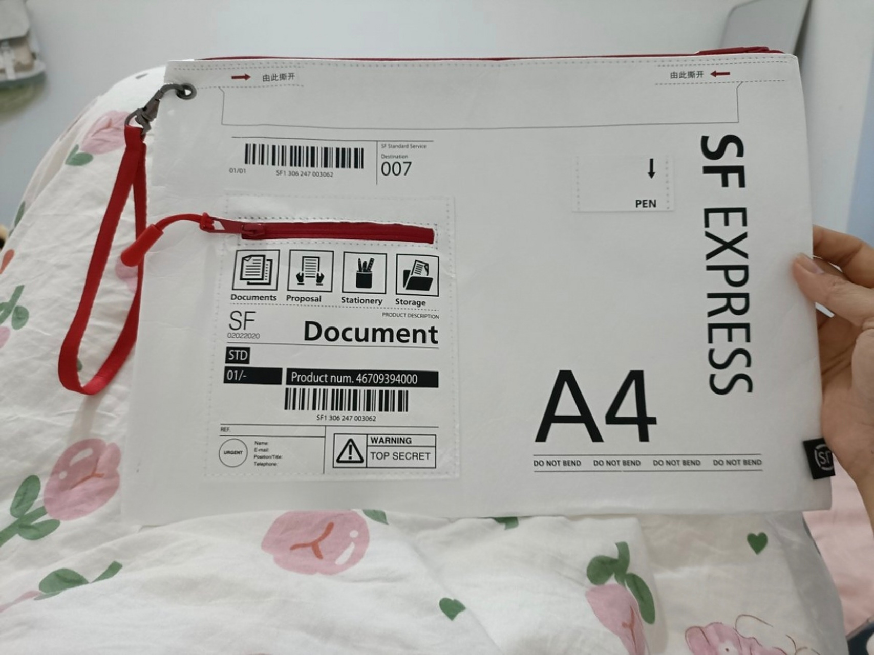 顺丰居然还有可水洗的信封手提袋[赞同]