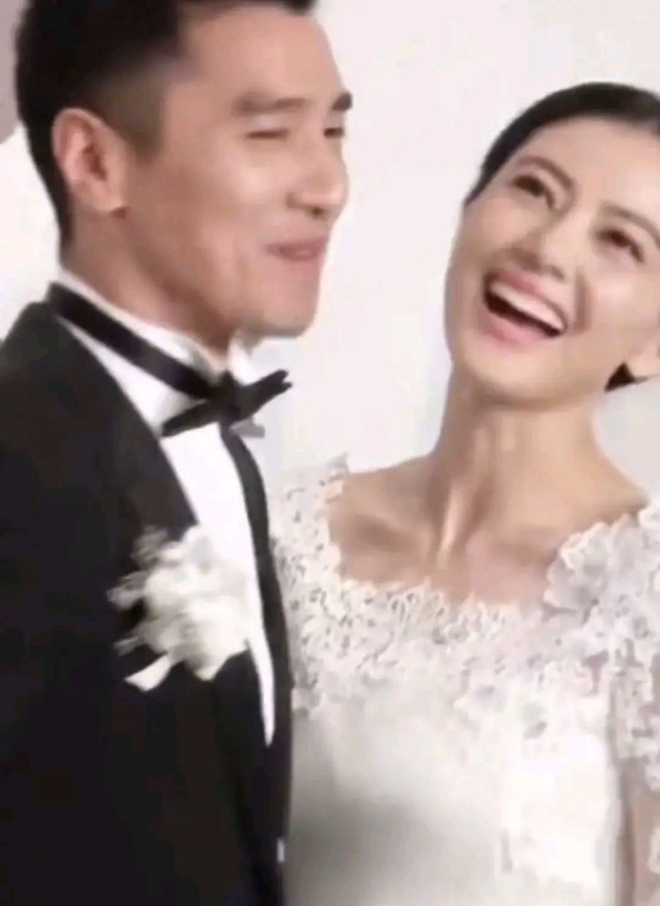 百家号星火计划# 高圆圆嫁小5岁的赵又廷 高圆圆不顾家人反对嫁副比