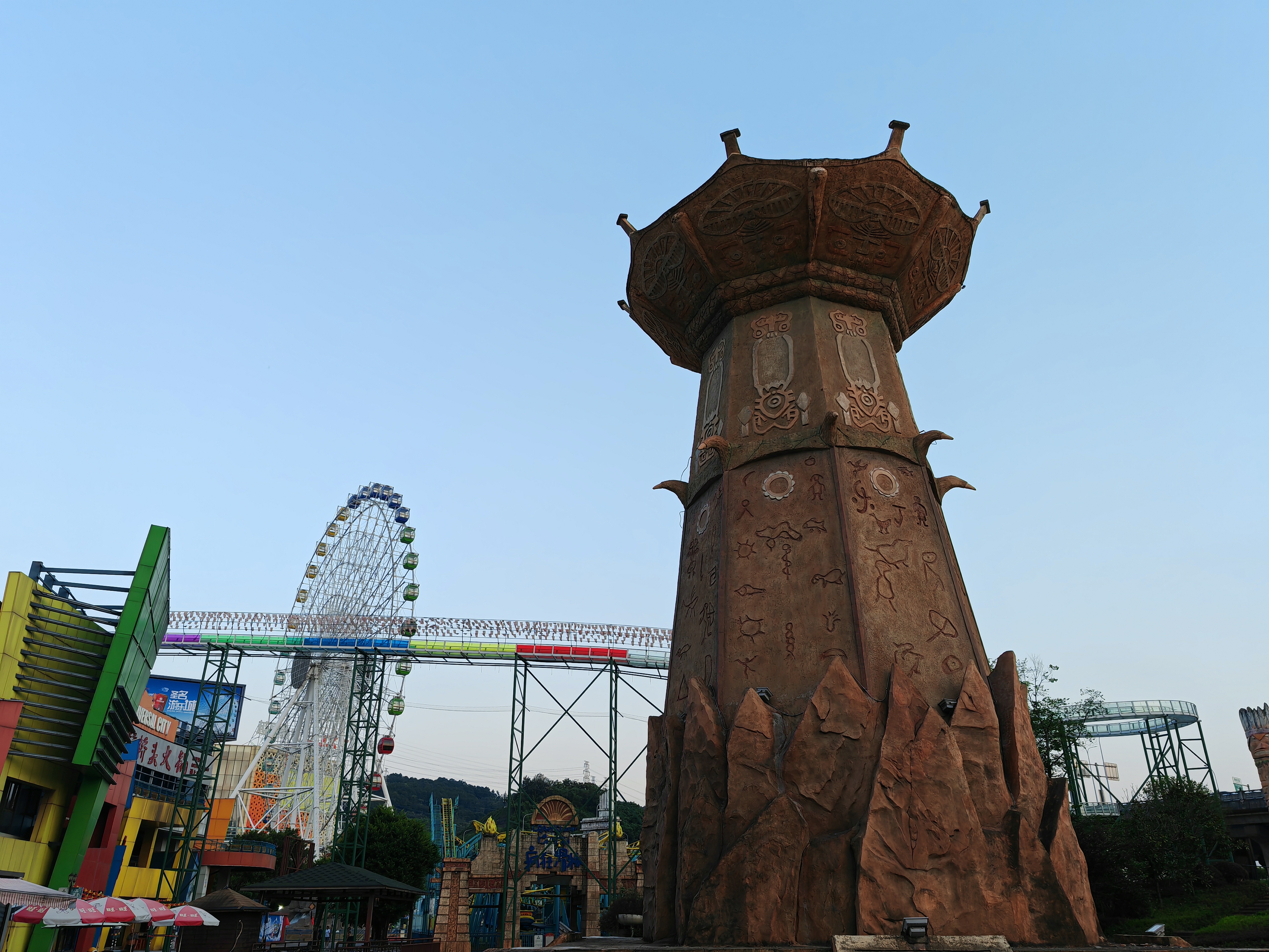 距离重庆江北机场最近的游乐城,就是圣名游乐城了吧?