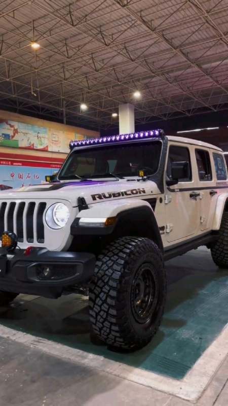 jeep 牧马人 白色的马儿你心动了没-度小视