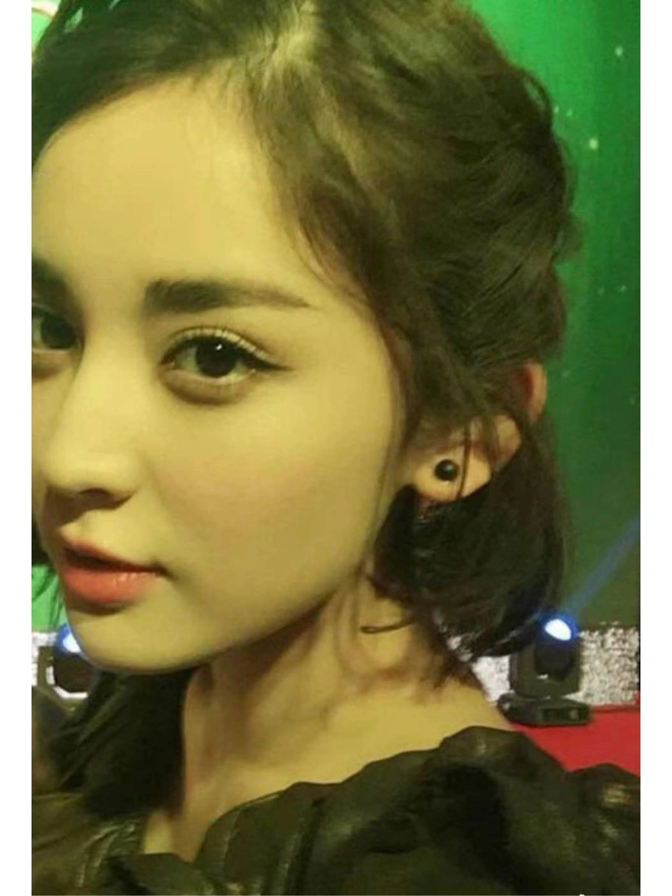 古力娜扎|怼脸拍合集,五官过于精致