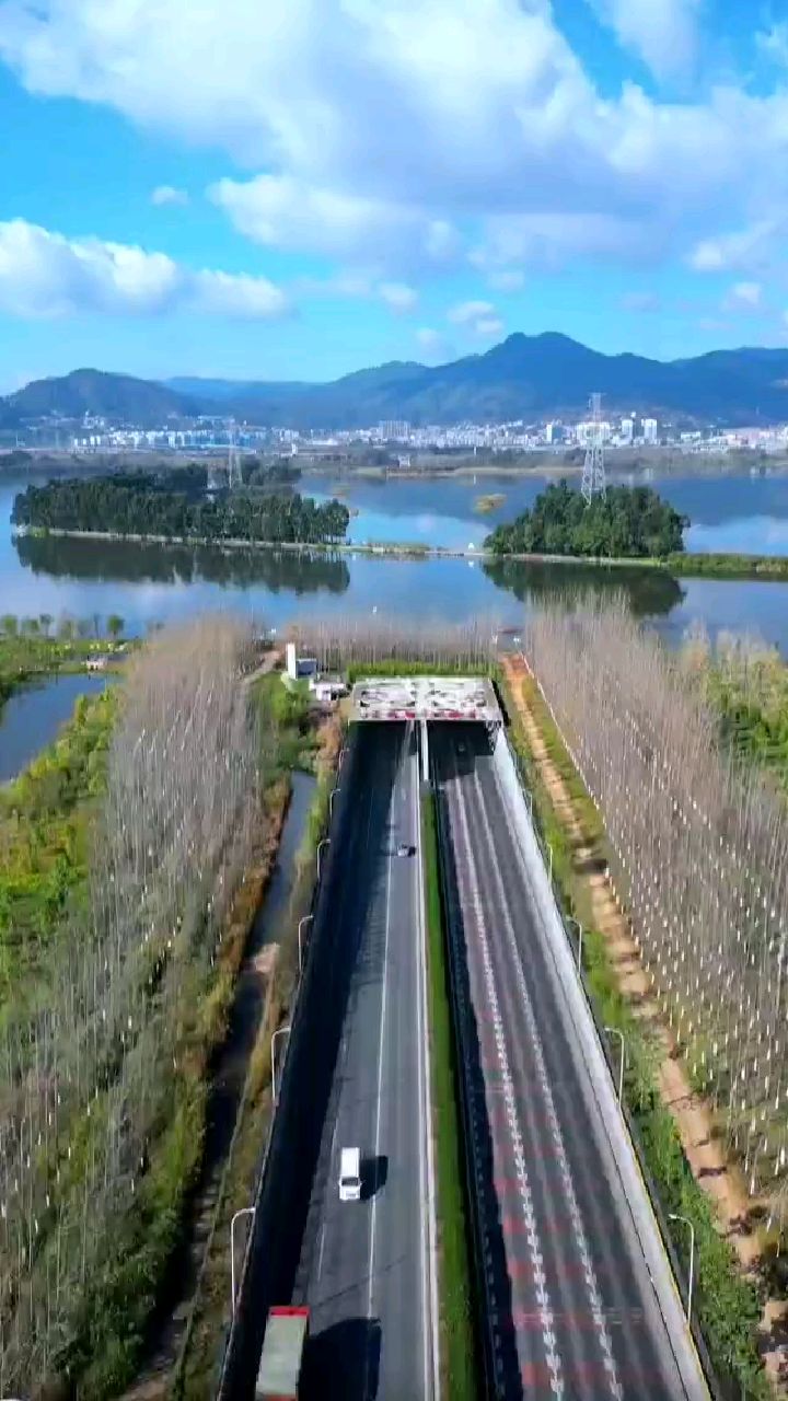 昆明草海隧道