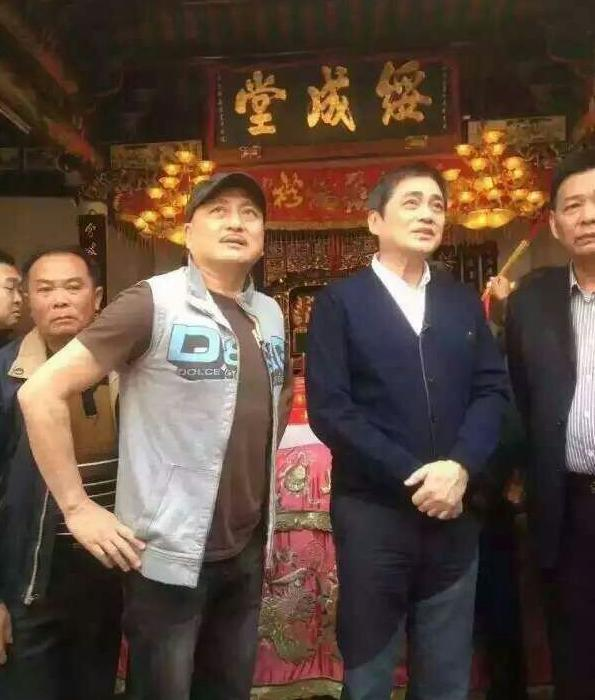 祖籍广东省潮州市饶平县的汤镇业和汤镇宗兄弟的寻根之路