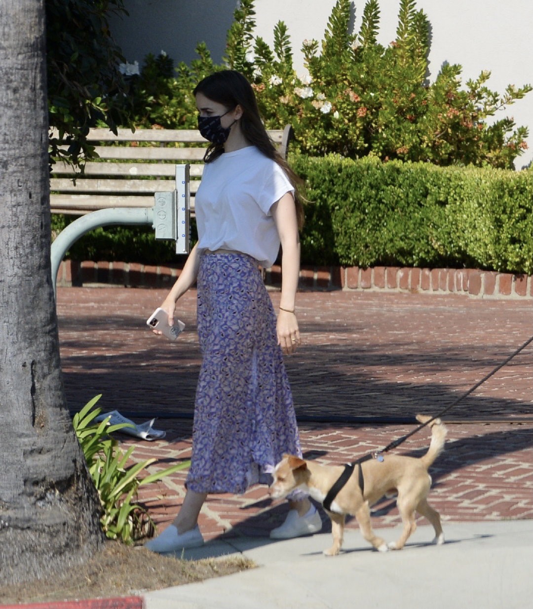 太甜蜜了莉莉·柯林斯lilycollins和未婚夫在洛杉矶新街拍