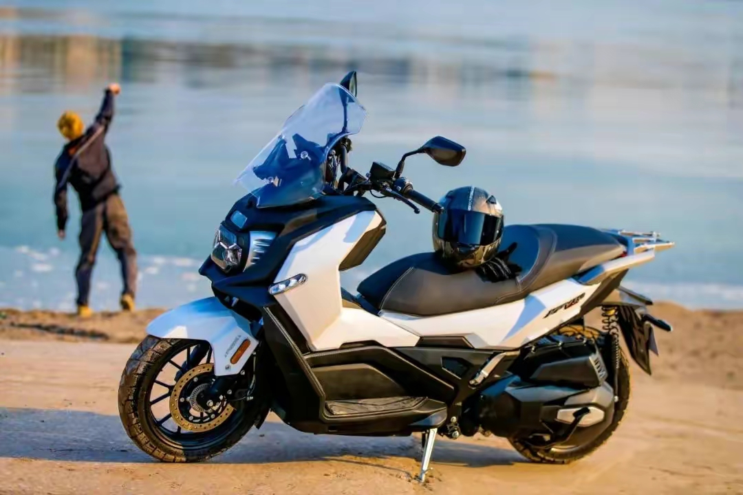 售价25999元,力帆kpv350正式上市!