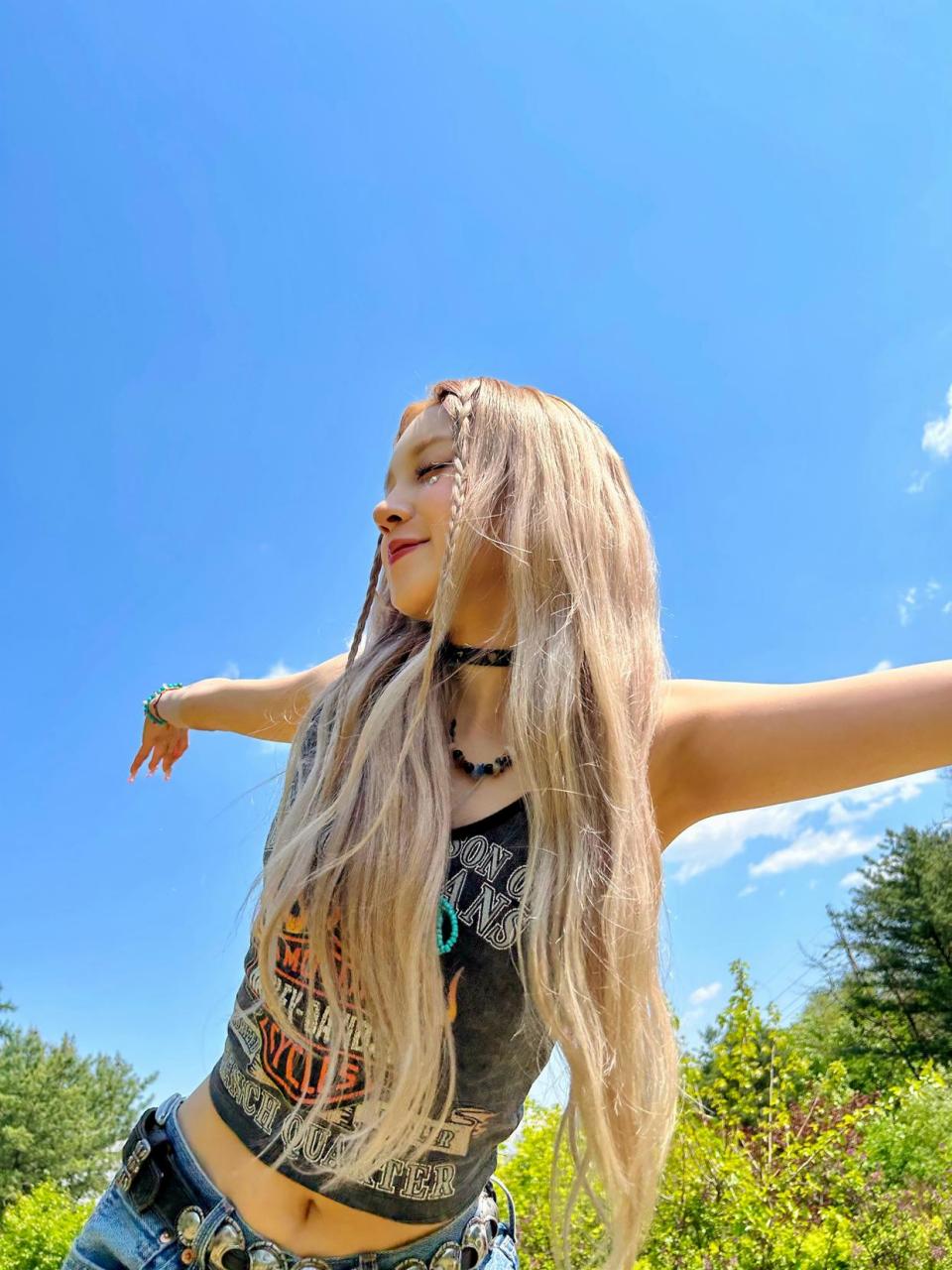 黄头发的宋雨琦,少女感满满!