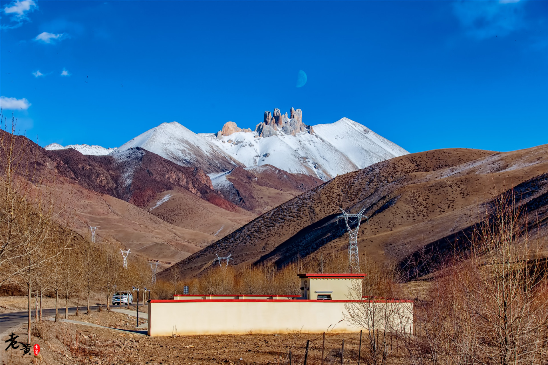 洛隆县五指山图片