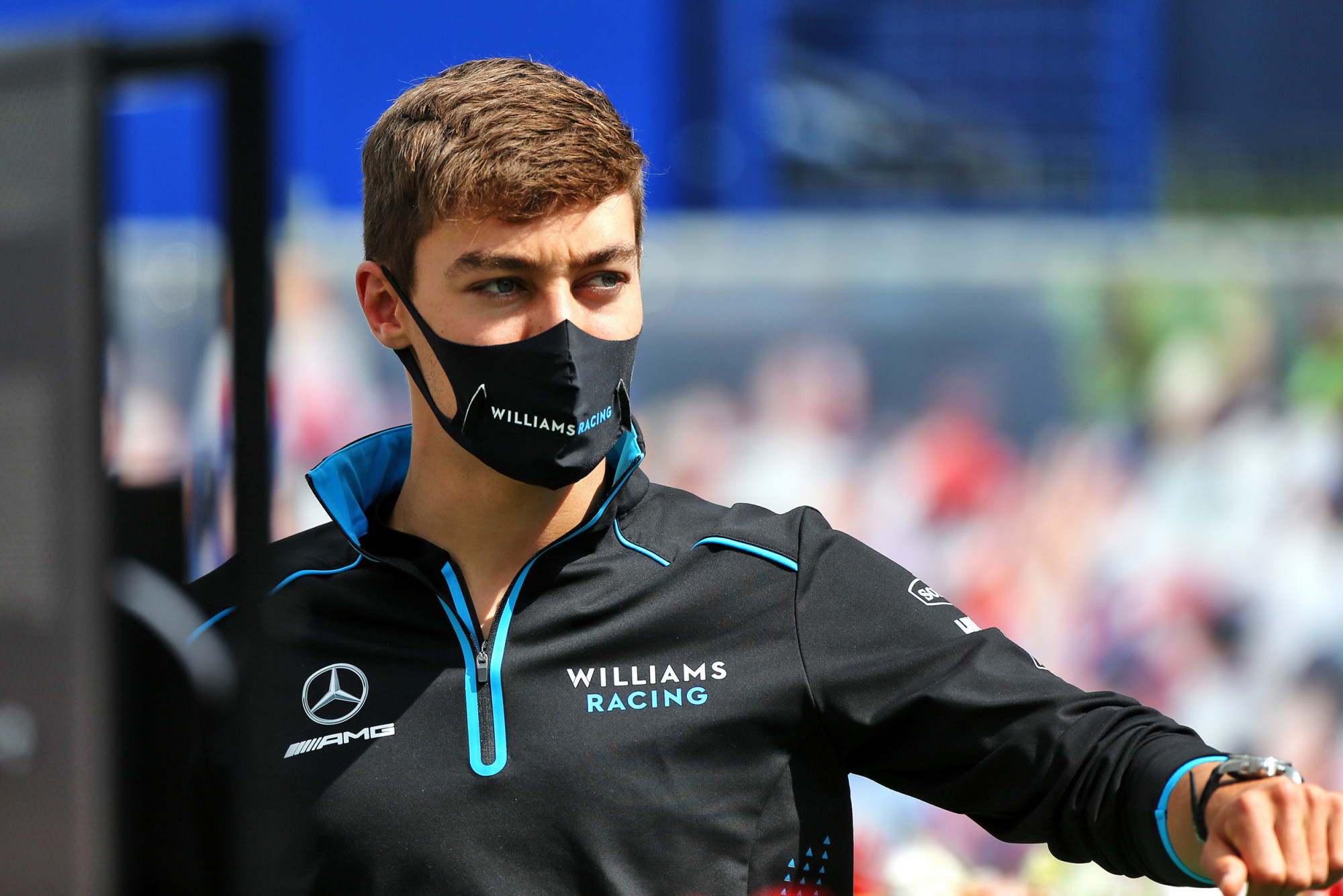 威廉姆斯车队官宣明年车手阵容不变,乔治·拉塞尔明显不是很乐意