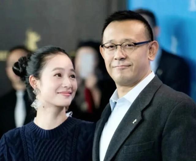 姜文現任老婆周韻個人簡歷 姜文老婆周韻個人資料 第14張