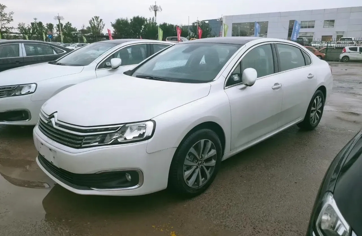 沦为无人问津的好车,底盘达百万级雪铁龙c9,喝92油,9月销量7台