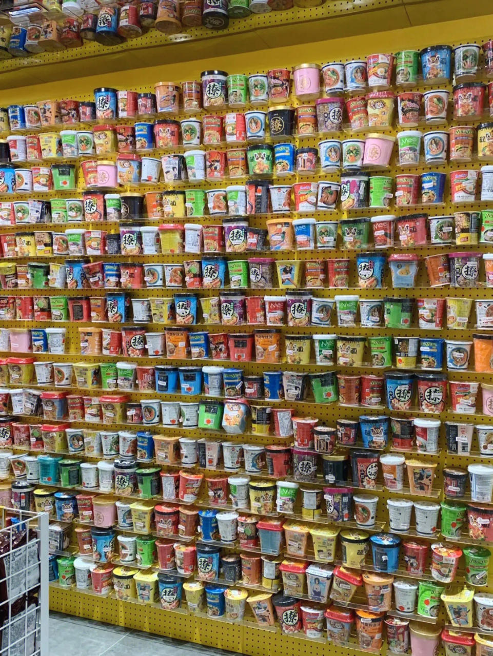 就想问一下,方便面是不是迄今为止,品种最多的一种食物?