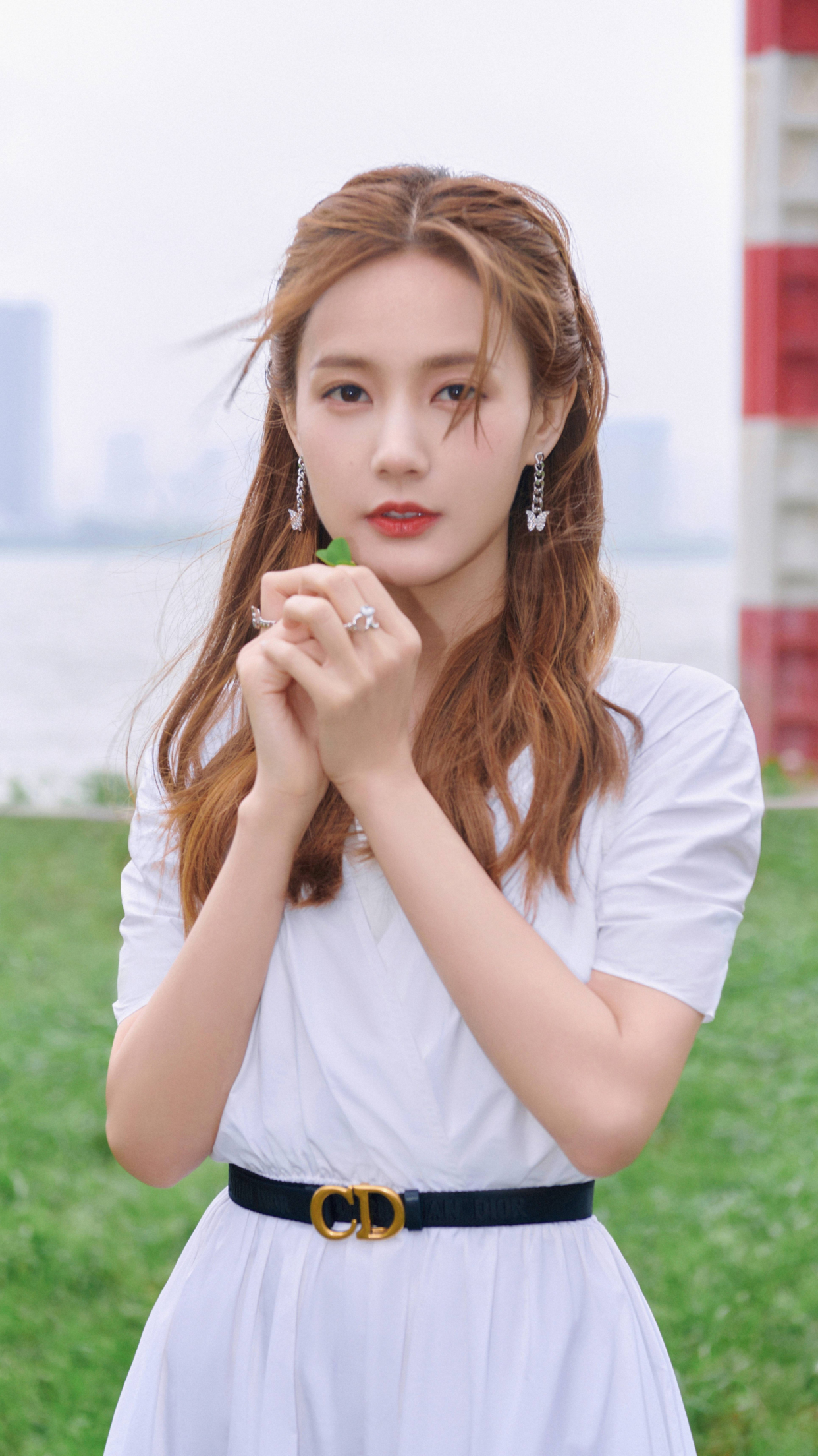 演员李一桐,笑眼弯弯,温柔女孩,演技出众,来看美照