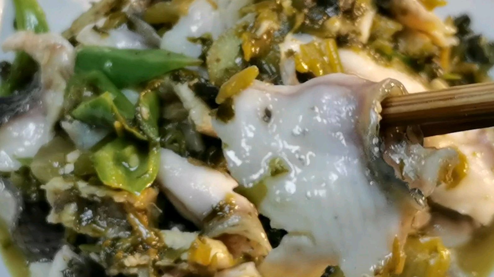 告诉你鱼米之乡的杭州人是怎么吃黑鱼的!鱼片爽滑鲜嫩