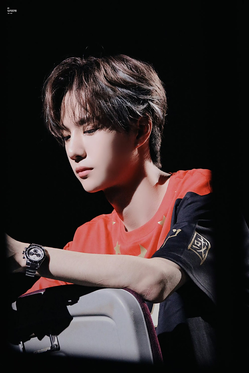 180817 kod街舞世界杯解说 建议大家看一下这场比赛的解说,王一博的