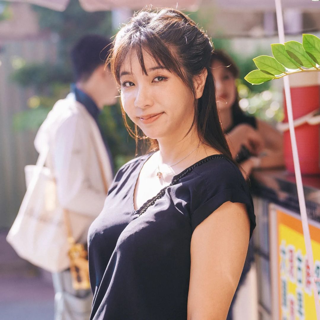 「台湾第一女优」嫌卖淫2万好少圤智雨揭她拍av惊人片酬