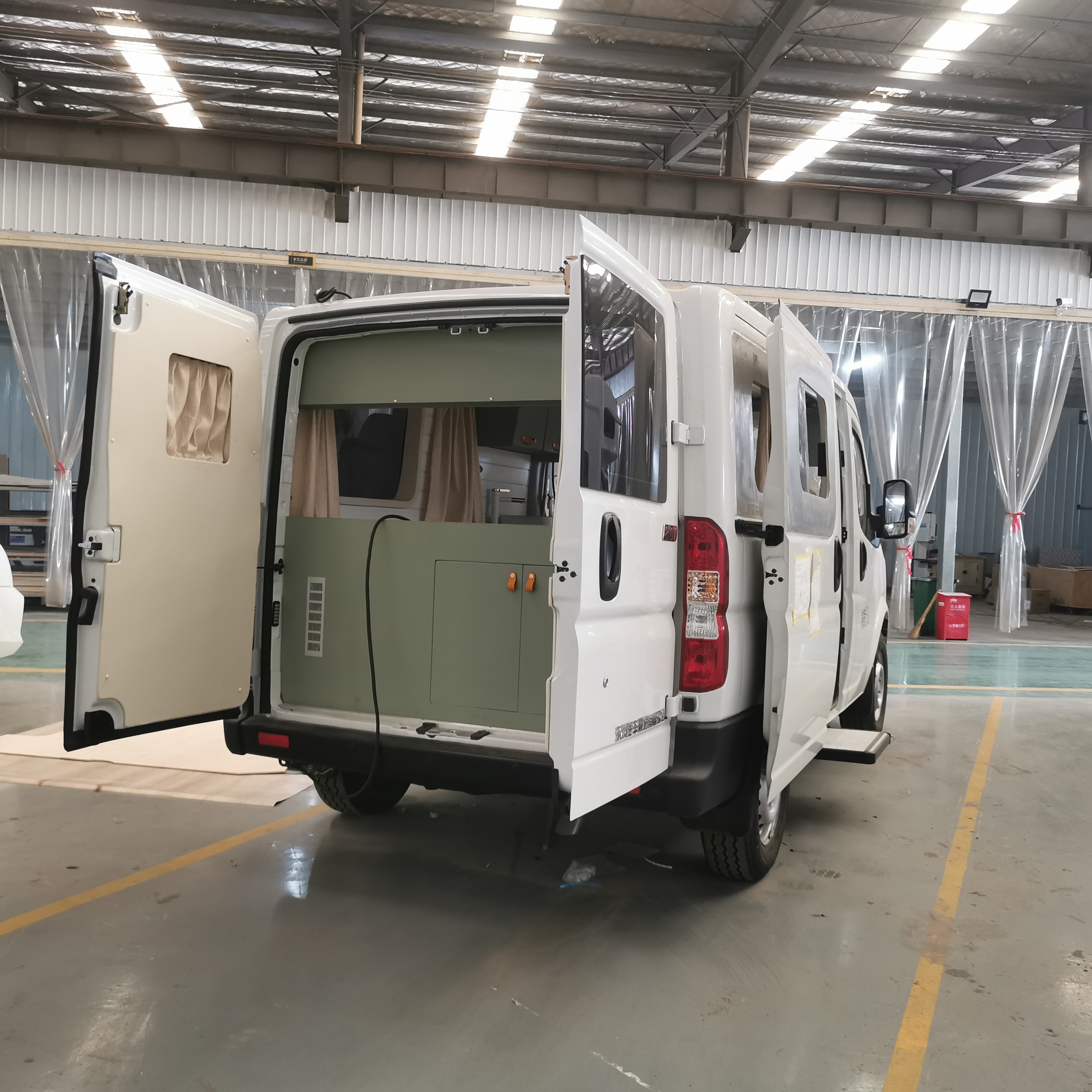 新东风御风v9b型房车