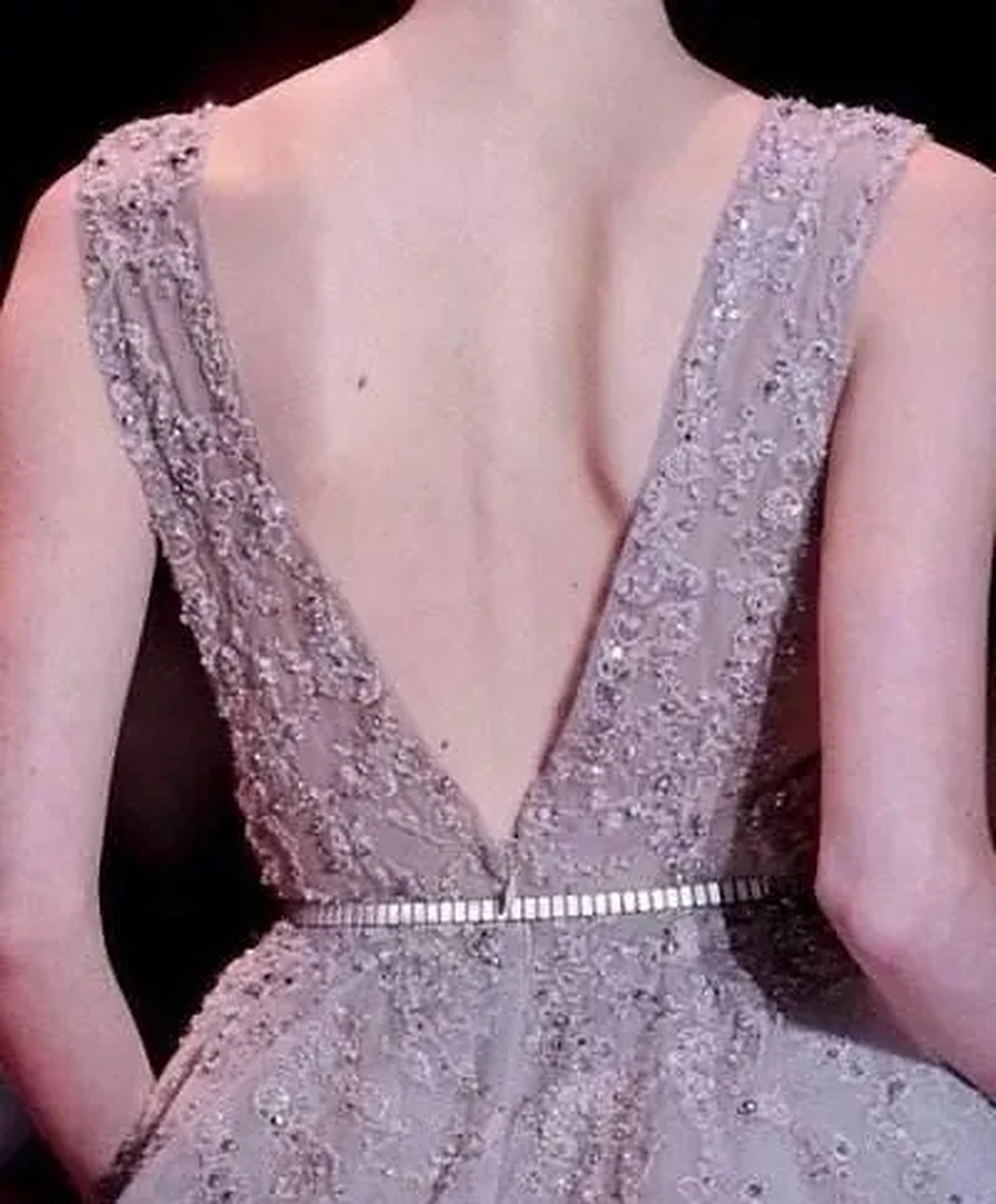 蝴蝶骨虽然好看,但是它是不良体态