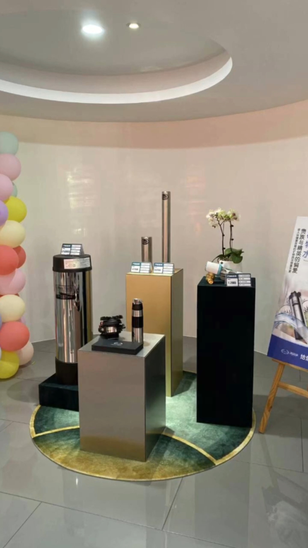 展示台 服装店道具 服装展示架定制