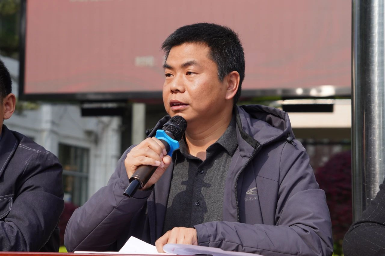 浏阳三中召开2023届高三年级家长会