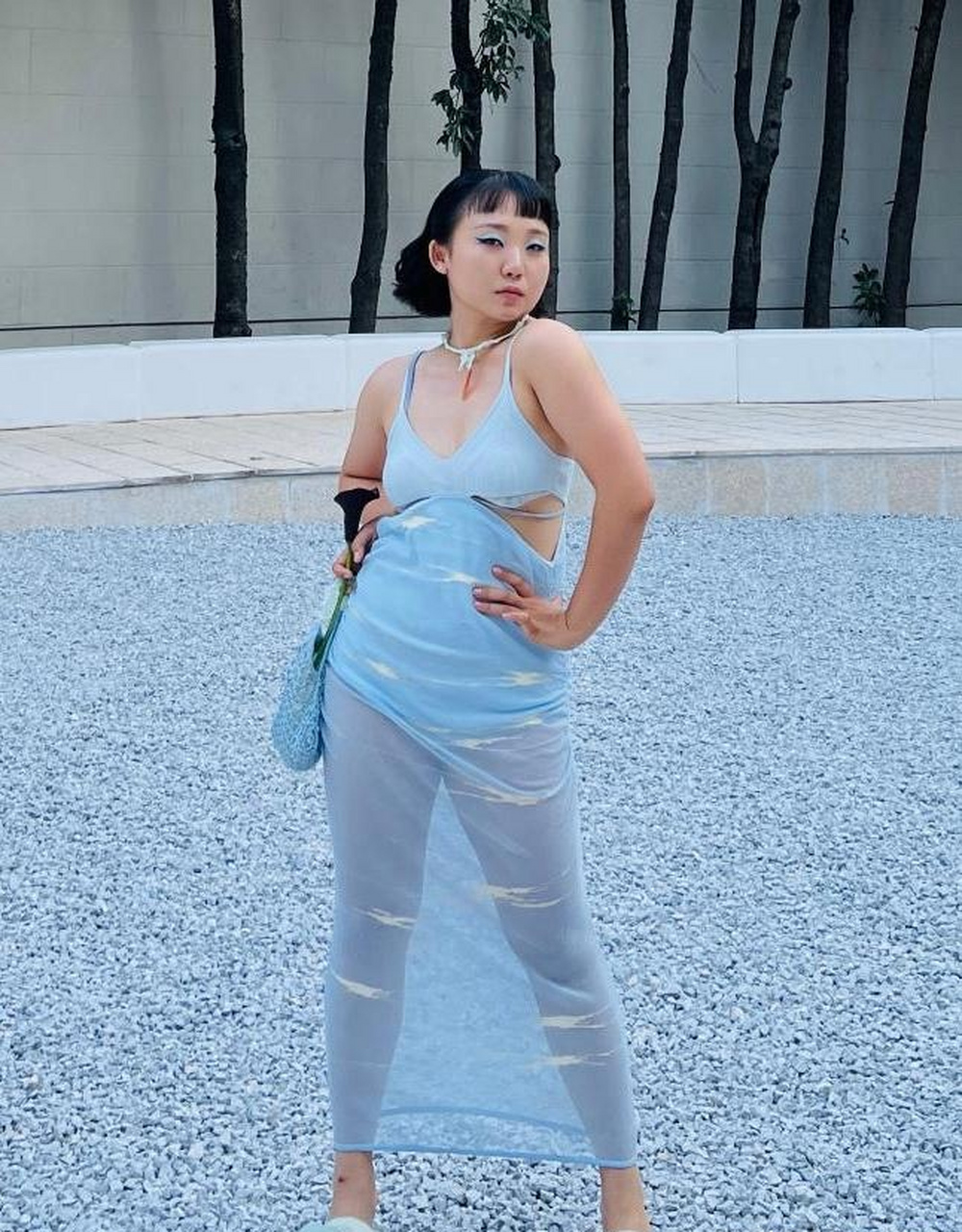 辣目洋子火了以后的造型越来越大胆,对了,她怎么火的?[吃鲸]