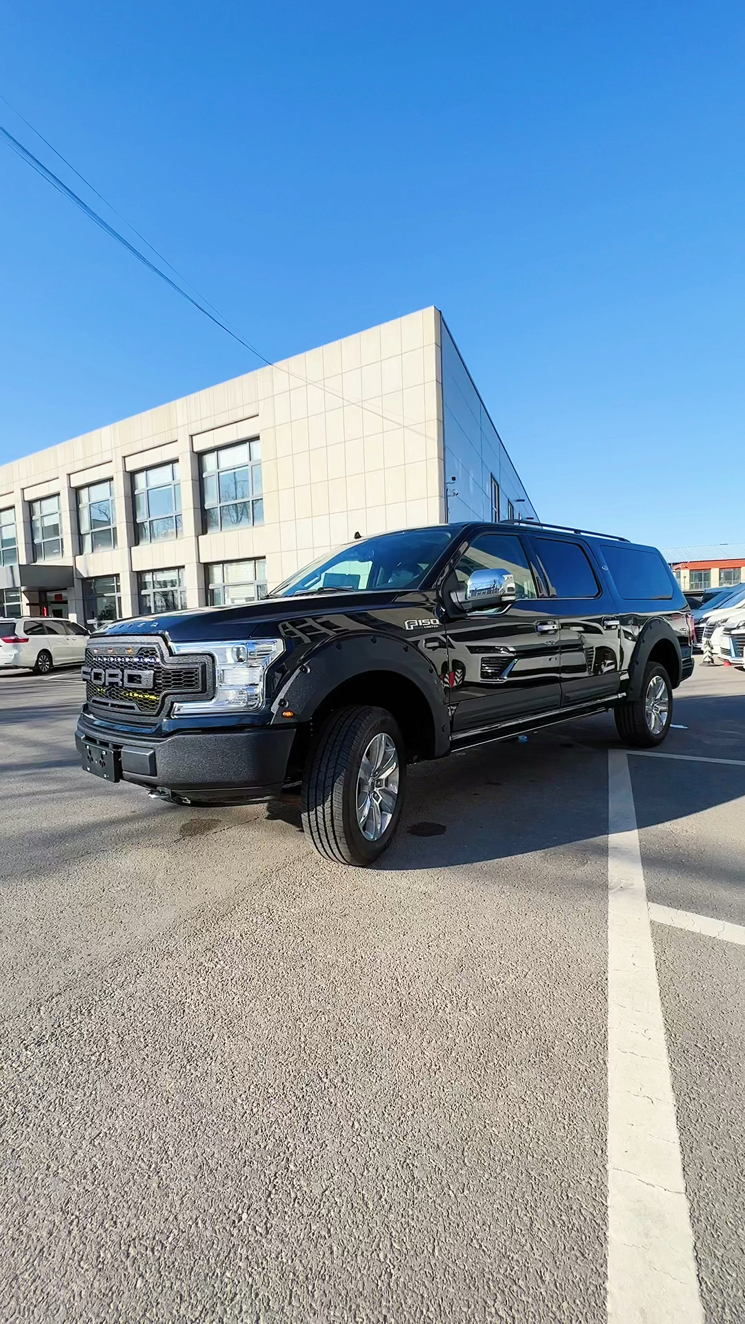 福特勇猛者平顶版升级猛禽套件,大七座suv,越野豪华行宫!-度小视