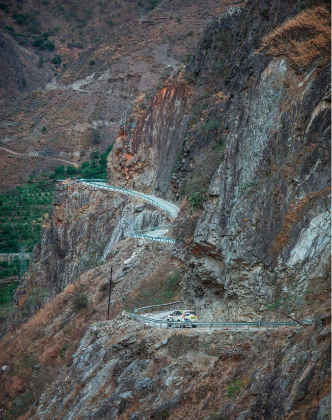 川滇最寂寞的公路,越野迷私人收藏!有些人认为这就是未来g318