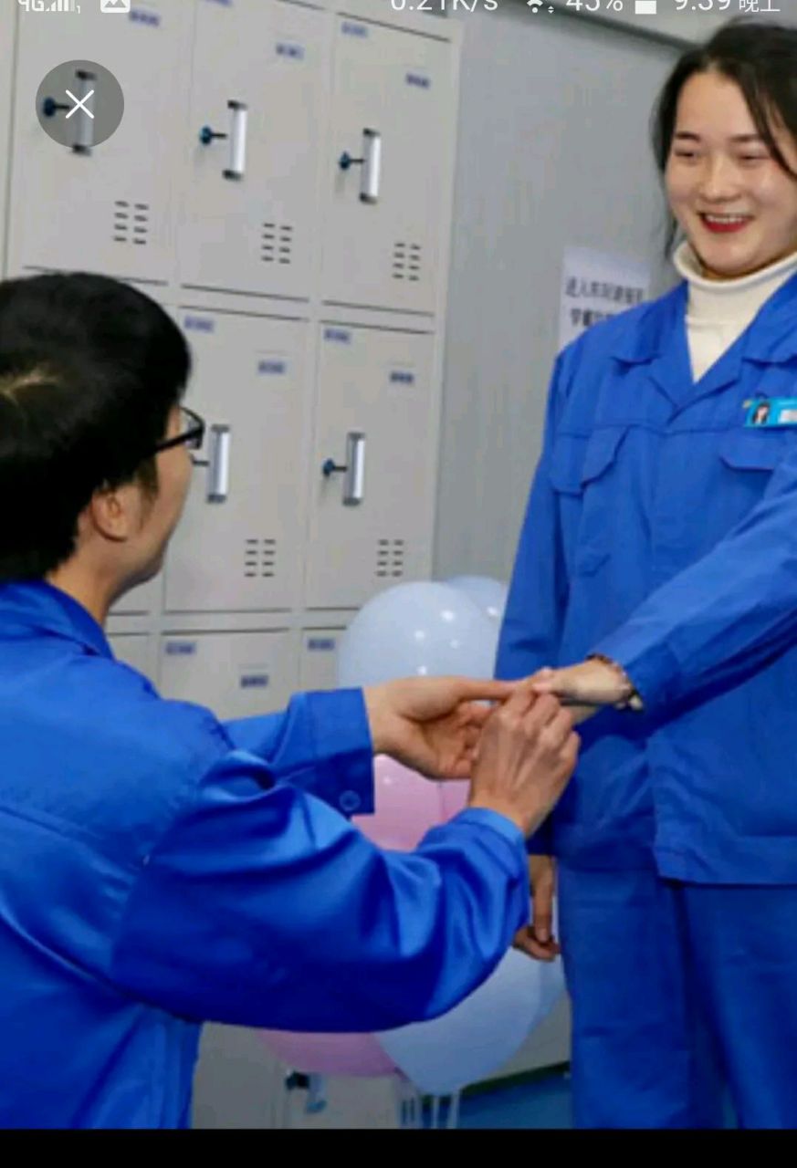 [微风]常在河边站,哪有不湿鞋.我是个女的.