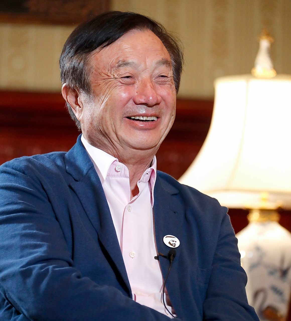 华为老总任正非家庭成员: 1.