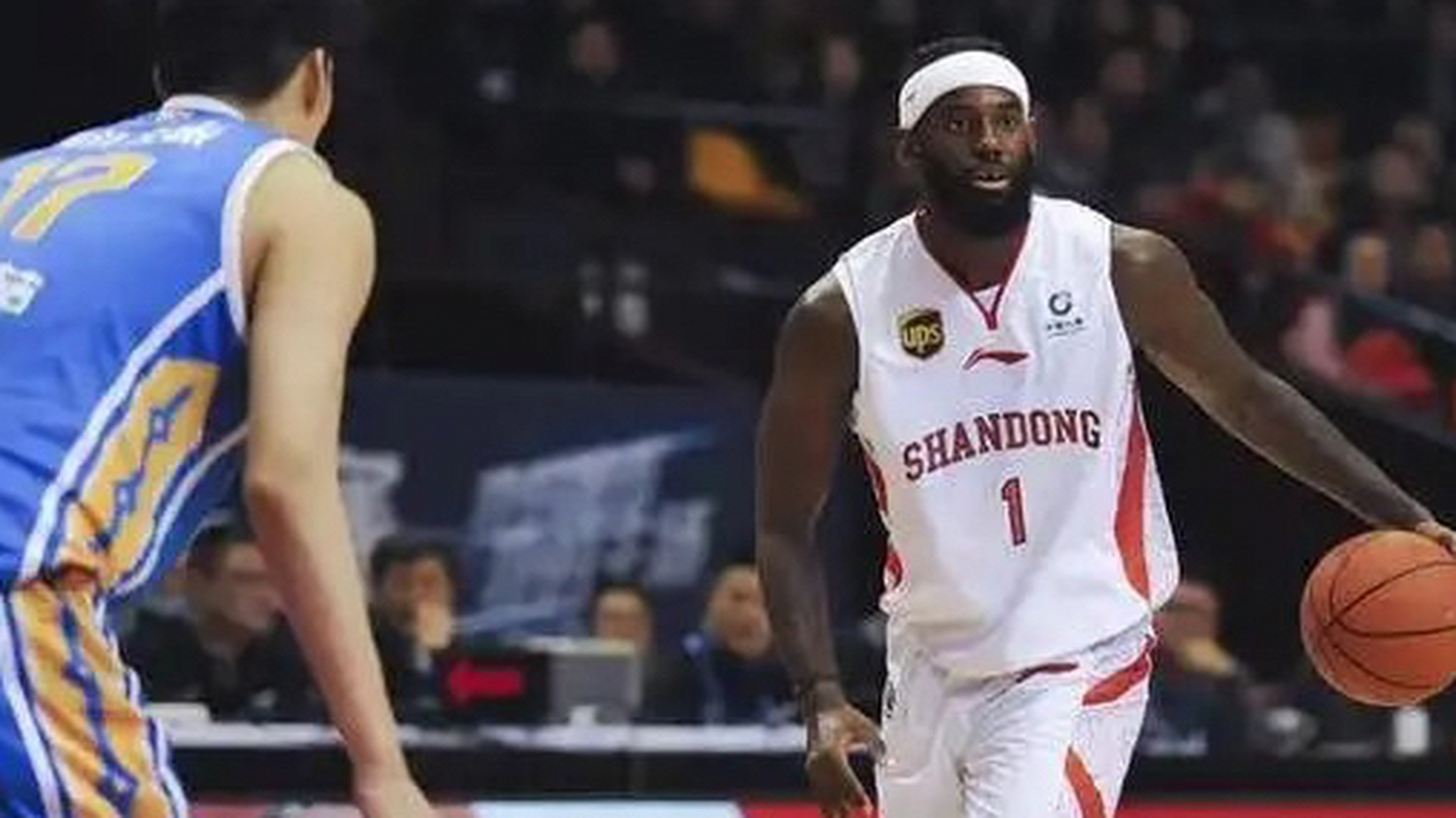 辽宁队要签约第三外援贾卡尔桑普森太正确了,今年29岁,身高206,可以打