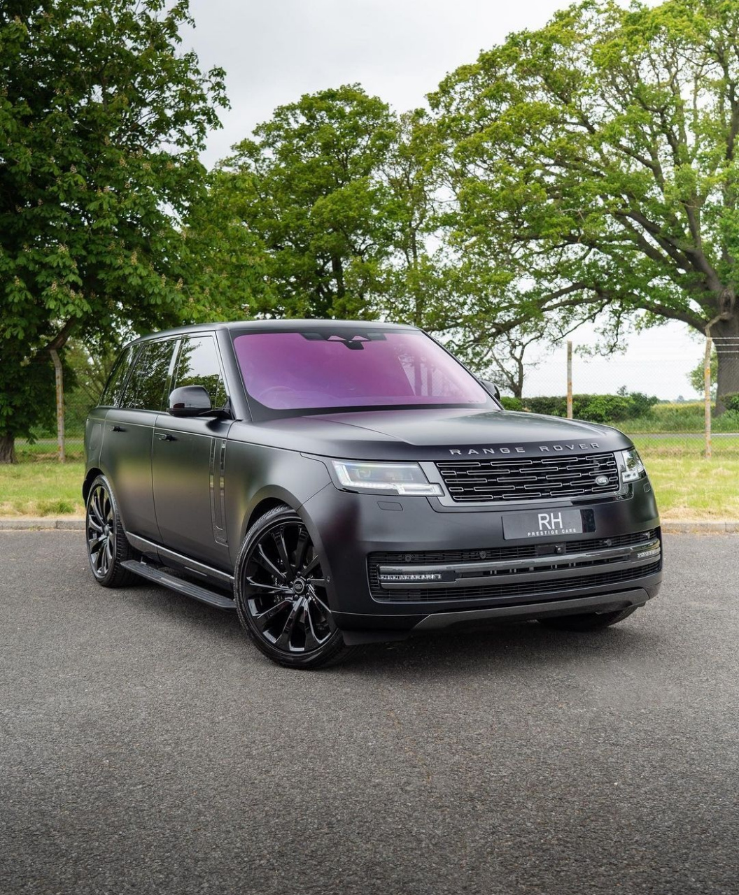 range rover vogue 大佬座驾,祝各位早日喜提爱车[嘻嘻][嘻嘻]