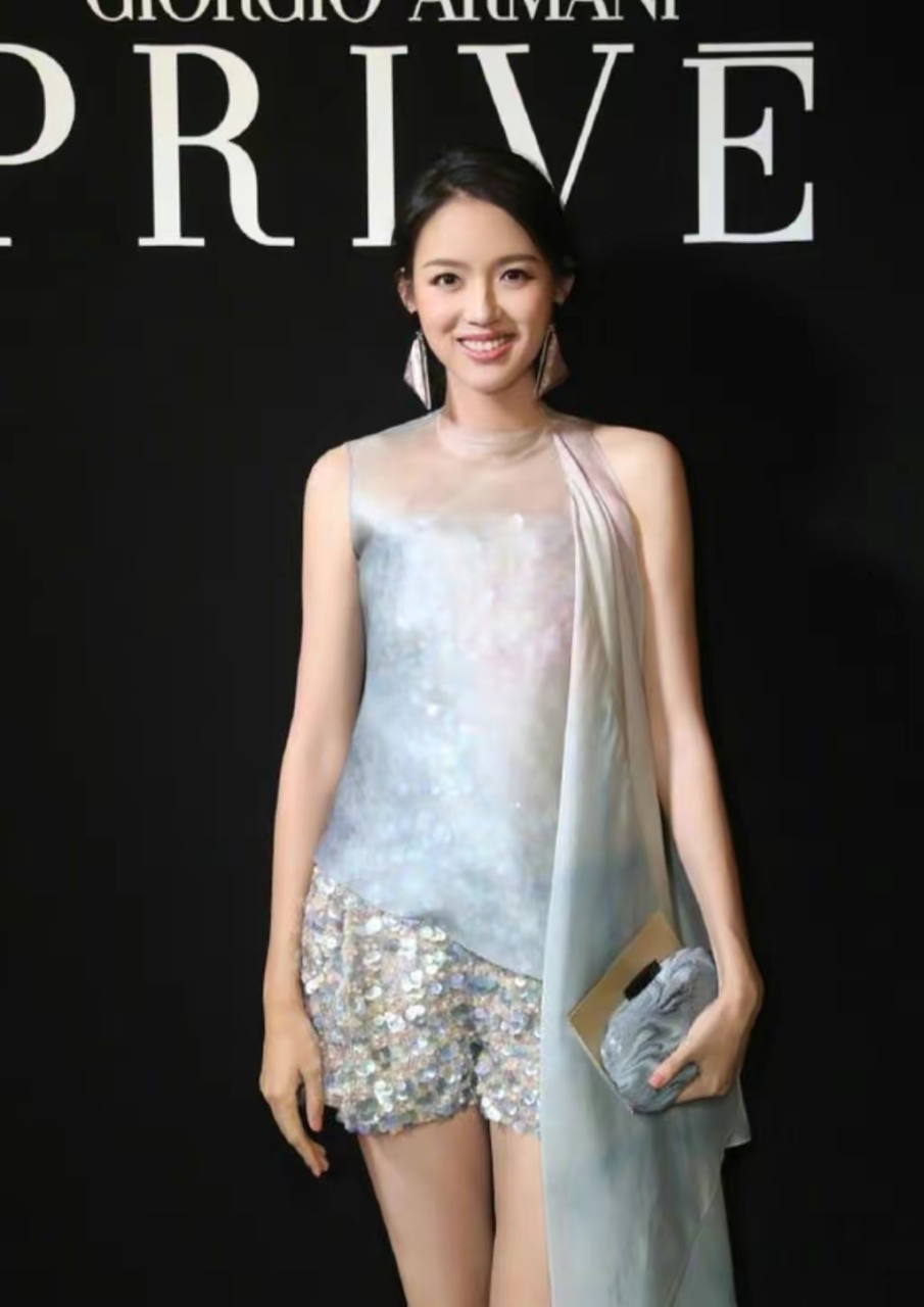 娱乐八卦# #爆款练习生# #张梓琳