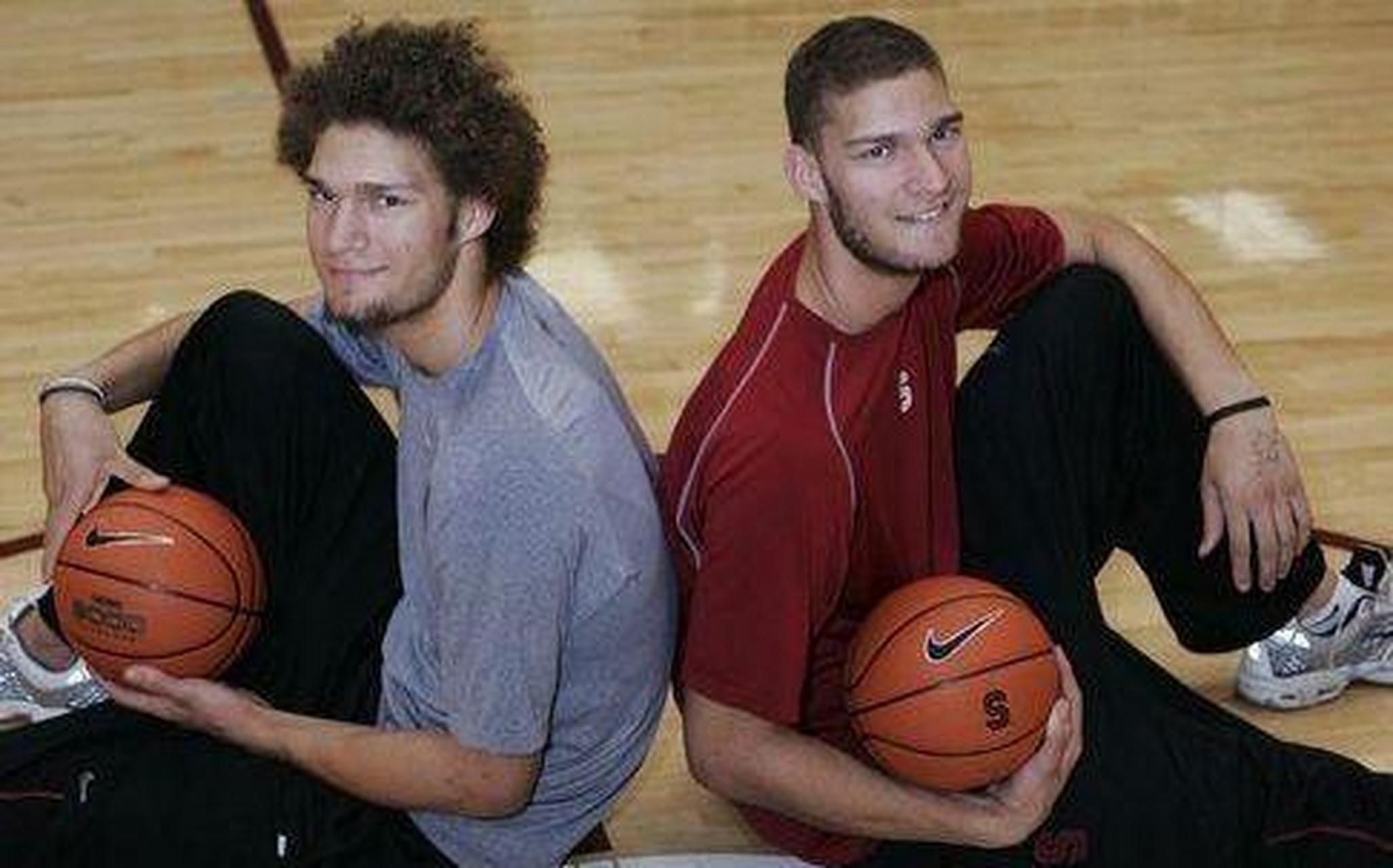 罗宾上赛季效力于骑士队,场均得到3.0分1.4篮板.