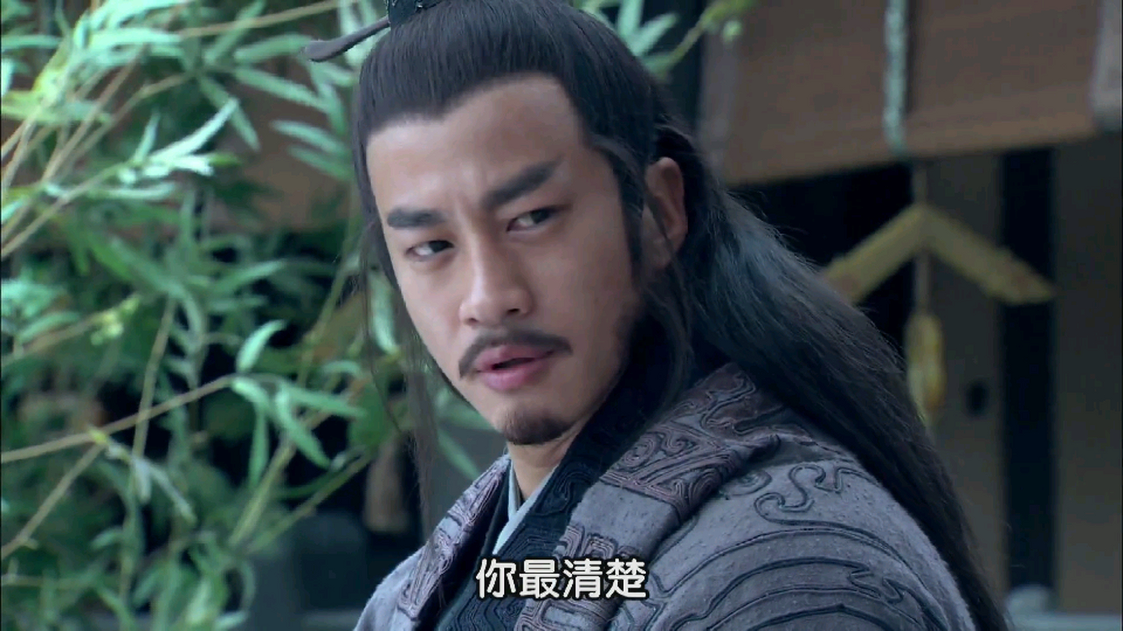 电视剧《楚汉争霸》中,项羽兵败的原因 首先,项羽过于自信.