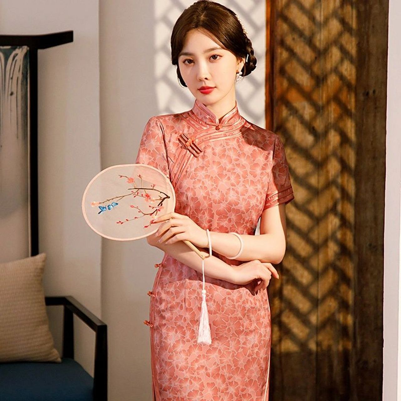 新款女士旗袍修身包臀优雅女装立领高开叉粉色宴会服#国风主理人