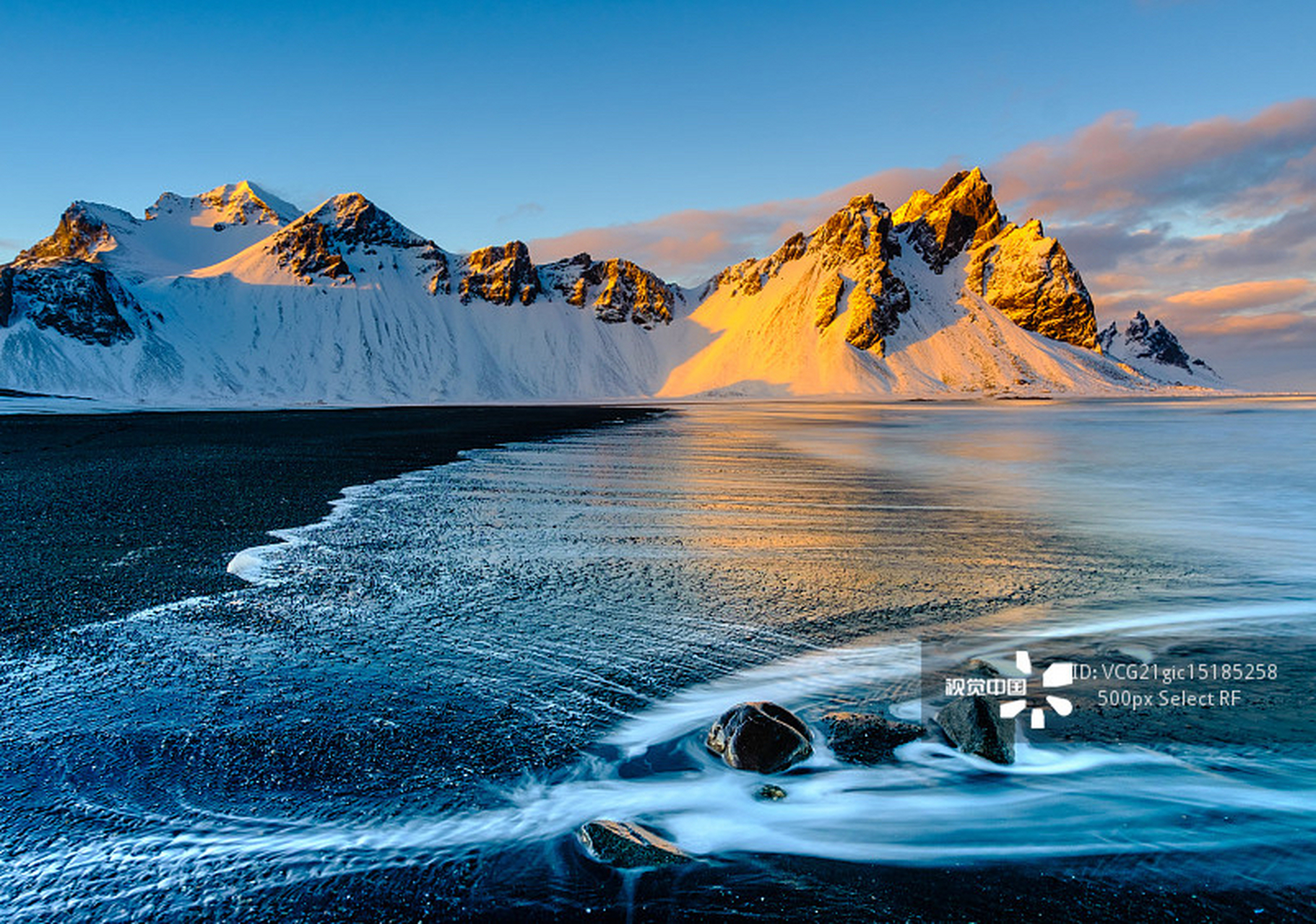 几年前用小微单拍摄,冰岛蝙蝠山.