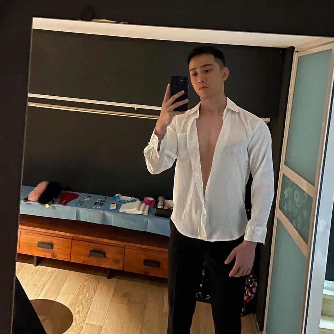 猛男帅哥猛男啊 我一定会加油,直追我的目标,有些该放弃的我会放弃,再