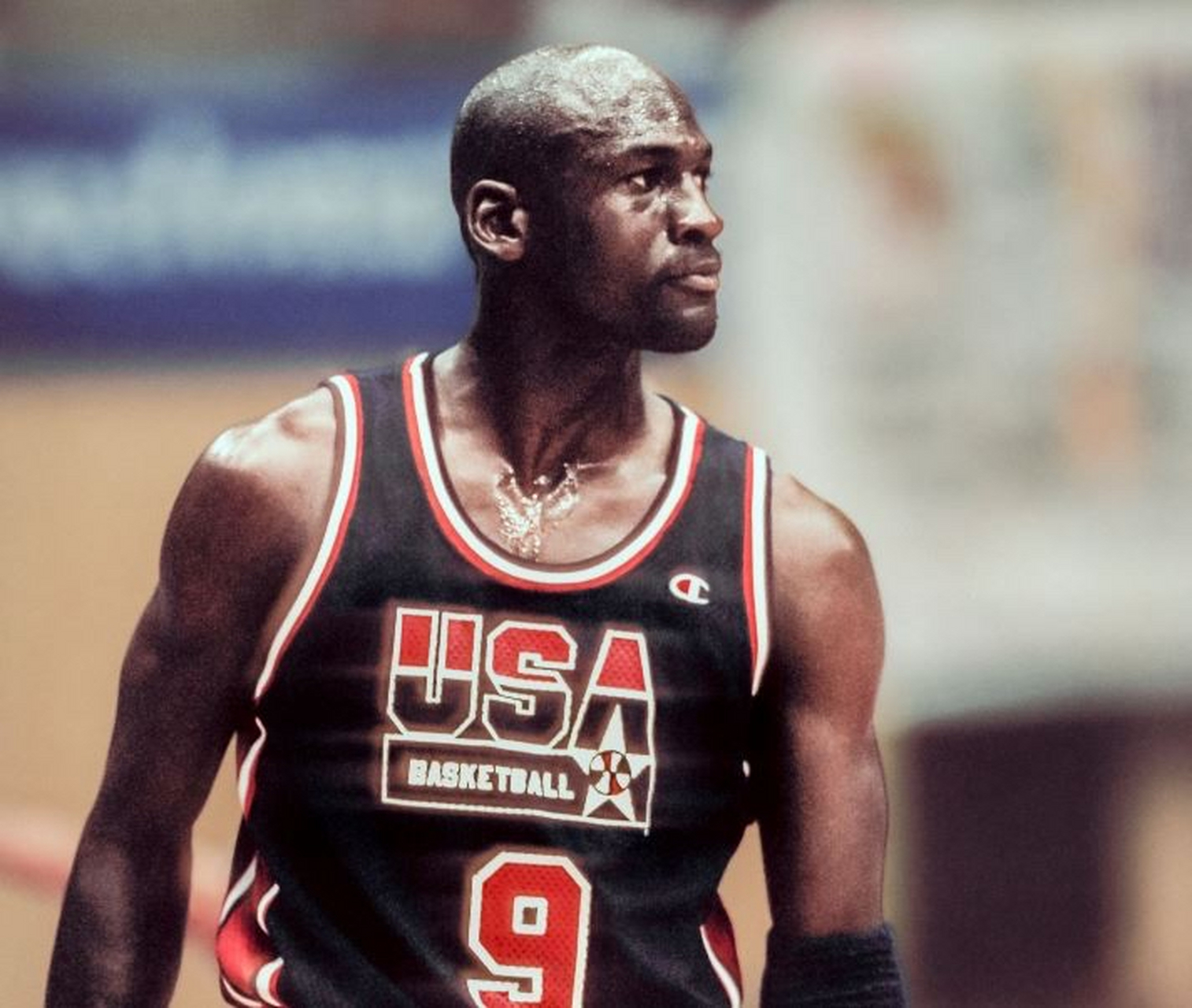 查尔斯·巴克利在tnt访谈时谈到了关于迈克尔·乔丹的趣闻:  "那时我