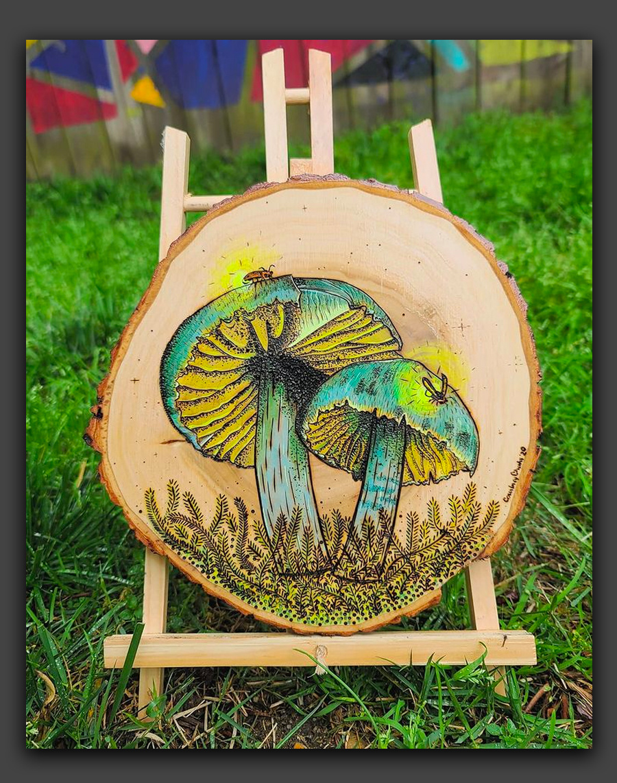 手绘木片上的艺术