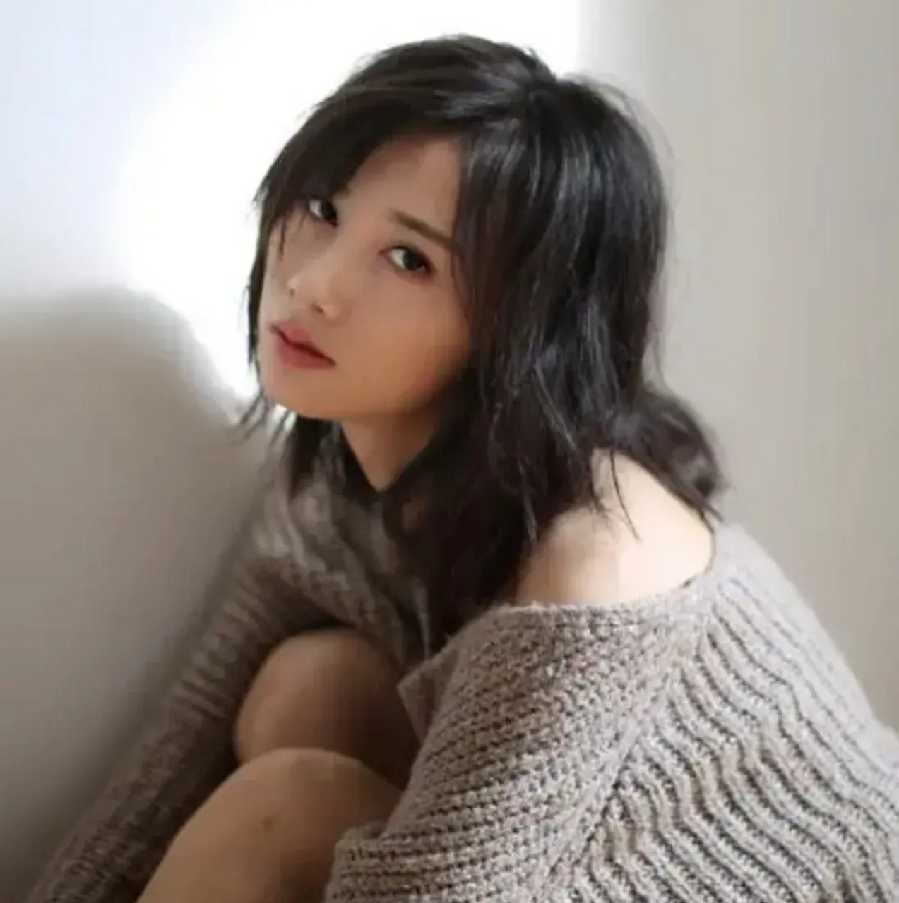 她,叫汪芦云,山西长治人,毕业于中央戏剧学院表演专业.