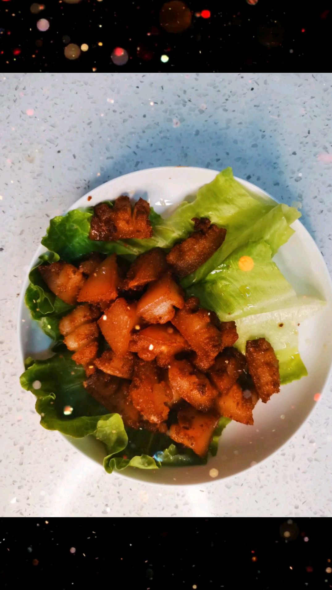 今日投食:不用去西双版纳也能吃到的《傣味炸猪皮》