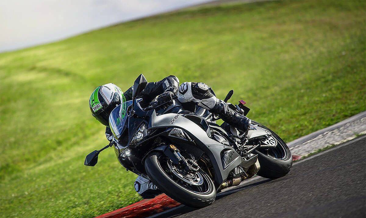 2024款zx-6r亮相,新颖造型 全彩仪表,这还是川崎吗?