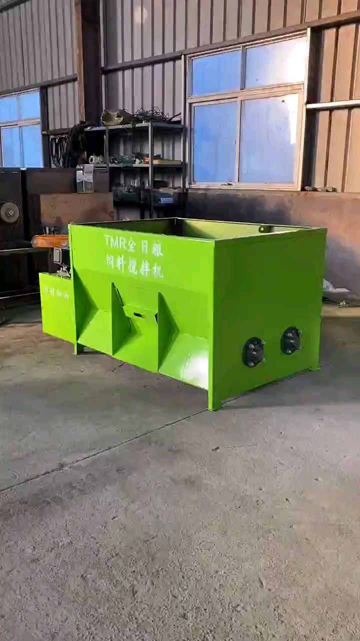 新型家用全日粮tmr饲料混合搅拌机家庭养殖牛羊一台机器全解决
