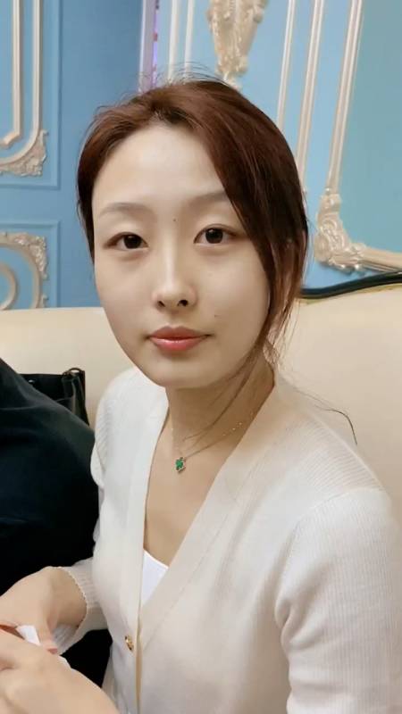 2022-10-19136黄会赢3.84万粉丝  关注发现一只同手同脚的笨笨猫!72.