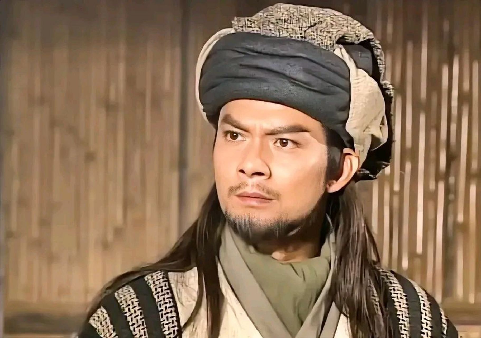 谁说郭靖憨傻?那是被黄日华版本误导了!