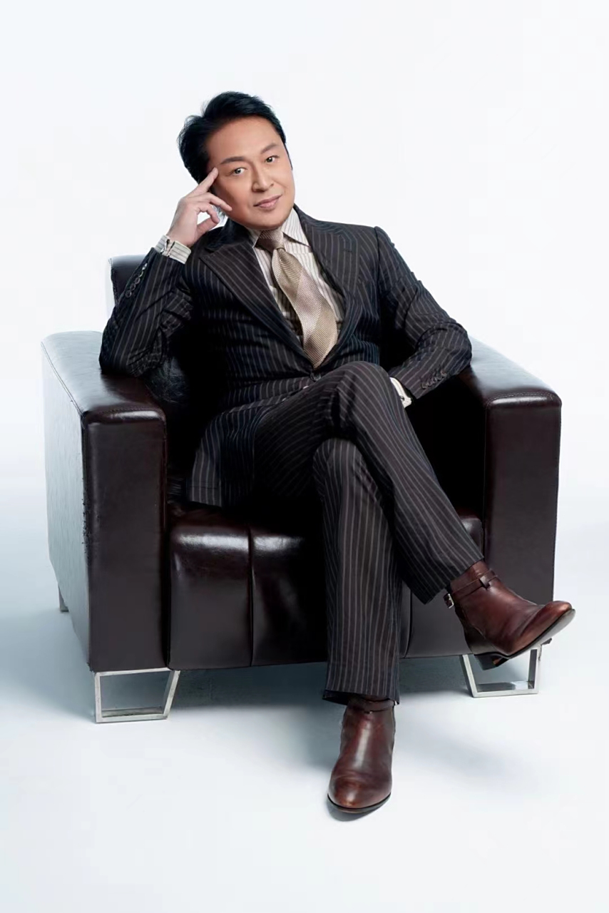 小马哥-马景涛,全新一辑写真大片,刚新鲜出炉,彰显成熟儒雅霸气男人