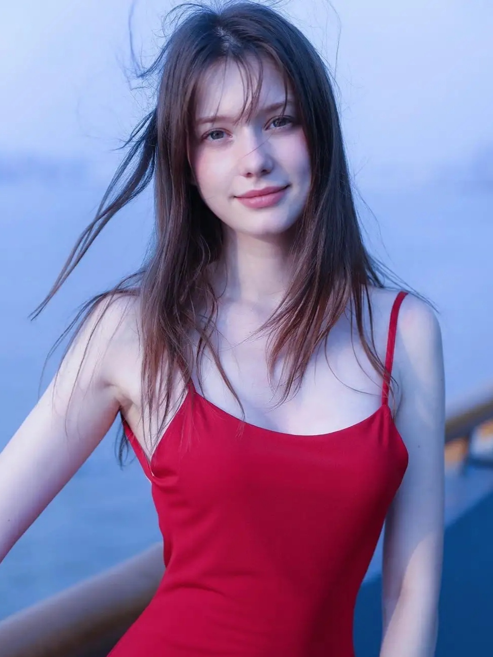 四国混血模特anastasia cebulska,魔鬼身材令人惊艳