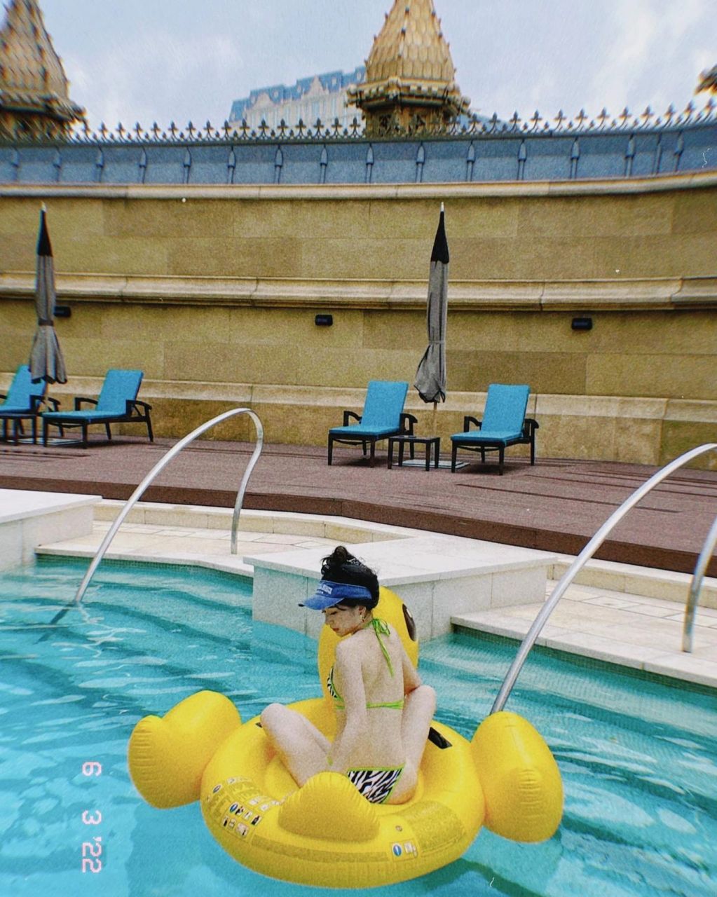 今年的夏水礼 澳门伦敦人泳池拍照指南来啦 夏天又来了 这套欧美风压