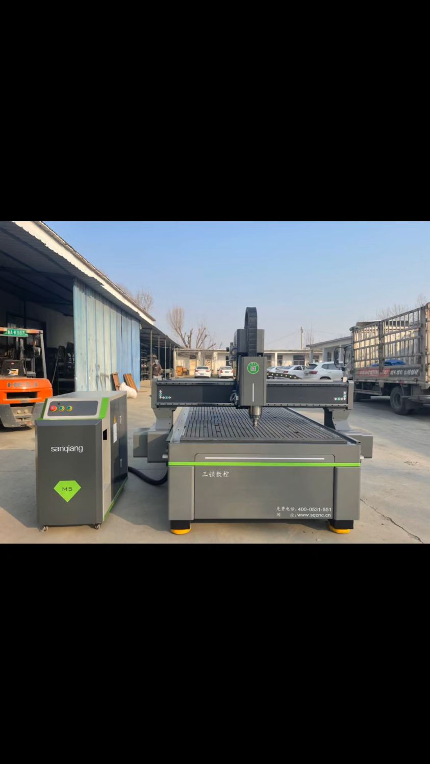 三强m5高光迷你字雕刻机,自动对刀自动换刀,高光高速高精度-度小视