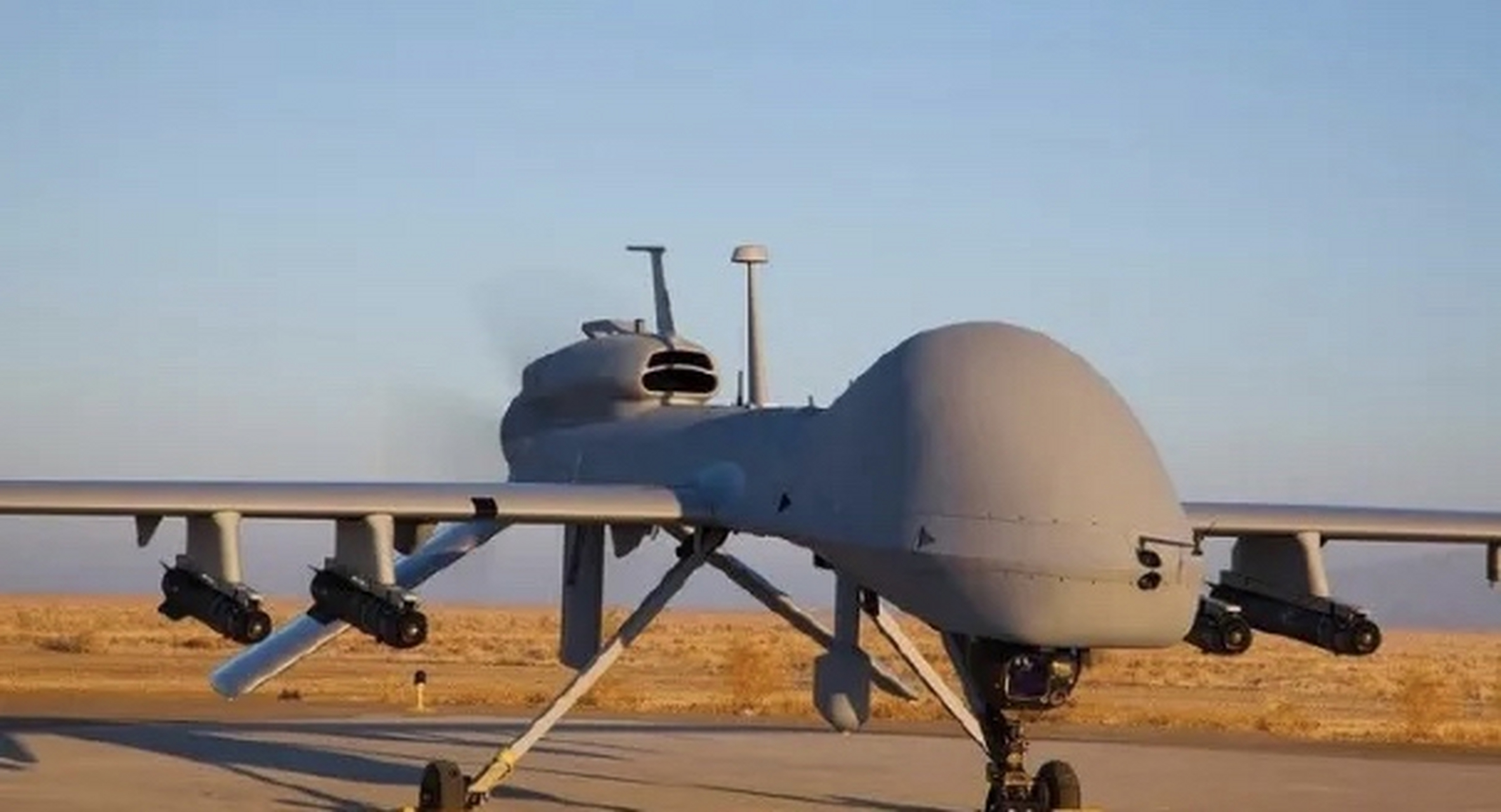 一架美国mq-1察打一体武装无人机在伊拉克基尔库克省坠毁,4月22日