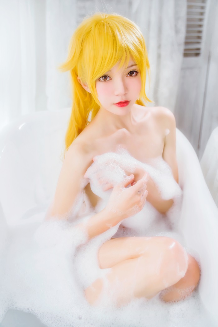 罗莉风COS 桜桃喵 – 私家浴缸里的泡沫浴 [50P/380MB]的插图